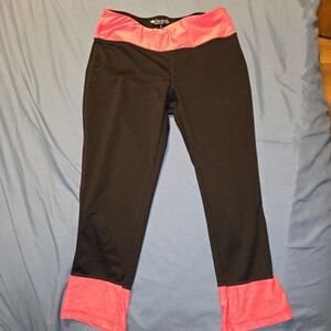 Ideology Black and Pink Capris Stretchy Athletic Wear